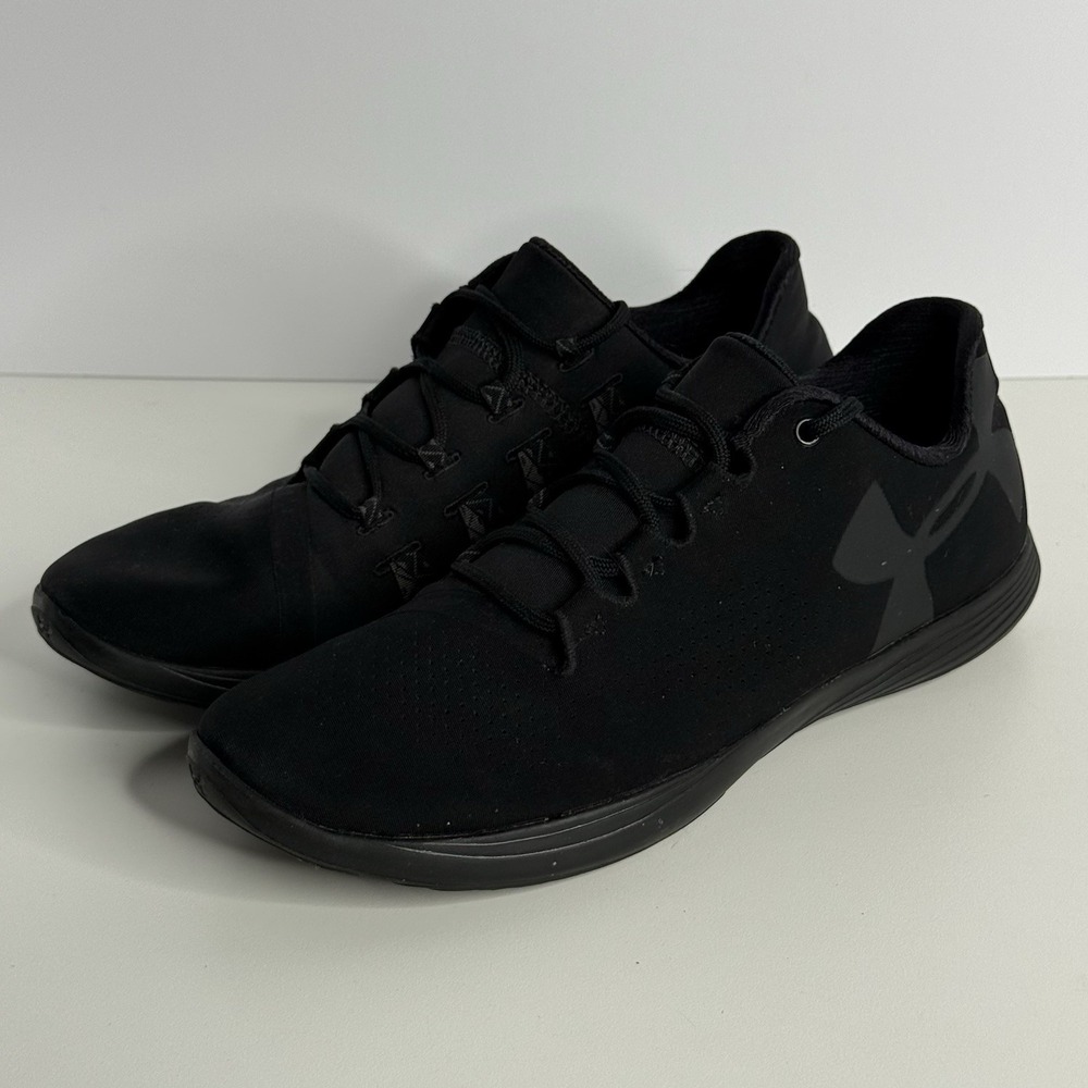 UA Under Armour Solid Black Sneakers Women Size 8 light Weight